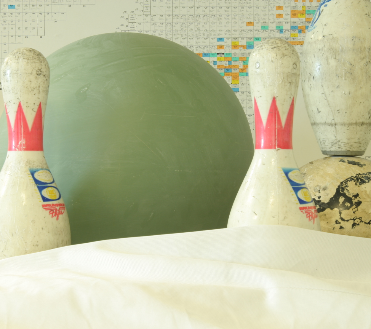  left bowling pins image 